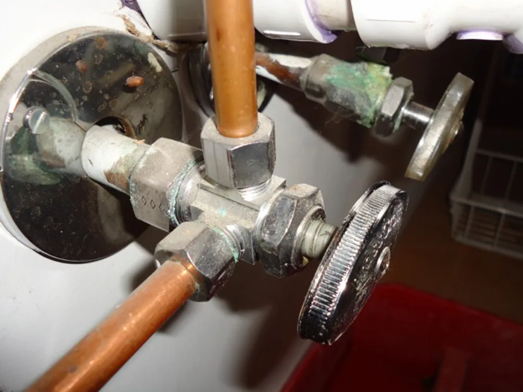 Leaky valve